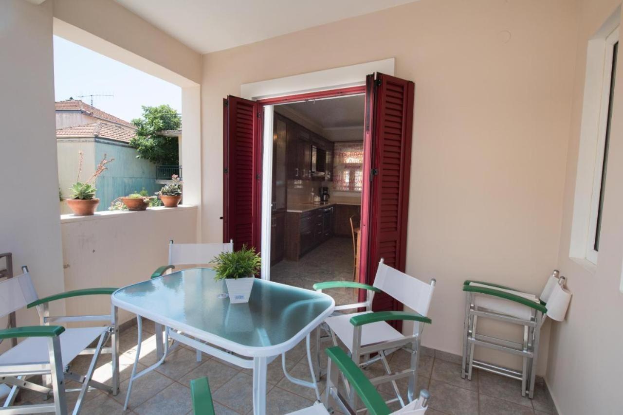 דירות Lefkáda La Strada City House מראה חיצוני תמונה