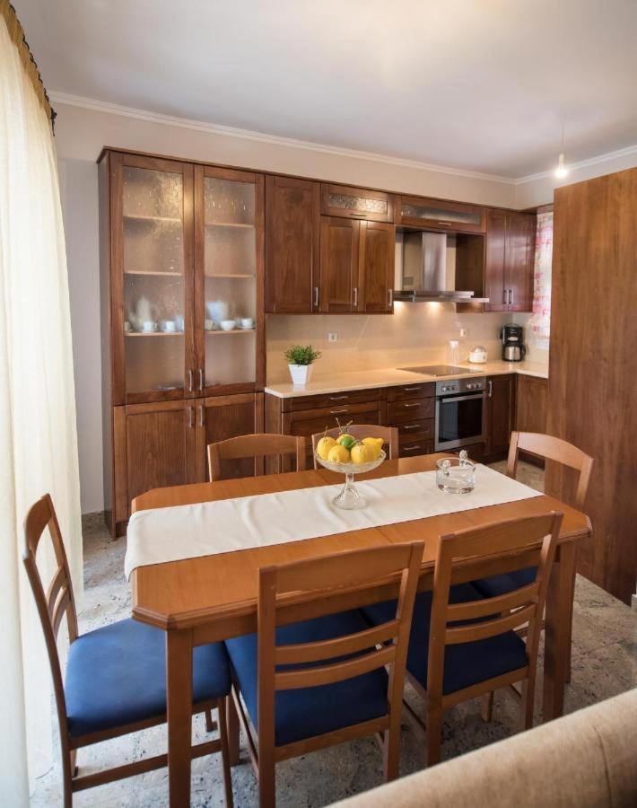 דירות Lefkáda La Strada City House מראה חיצוני תמונה